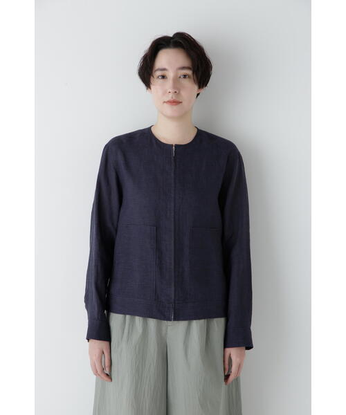 human woman（ヒューマンウーマン）の「◆ハードマンリネンノーカラージップブルゾン（ブルゾン・レディース・ライトグリーン/ベージュ系その他2/ネイビー・MEDIUM）」の13枚目の写真