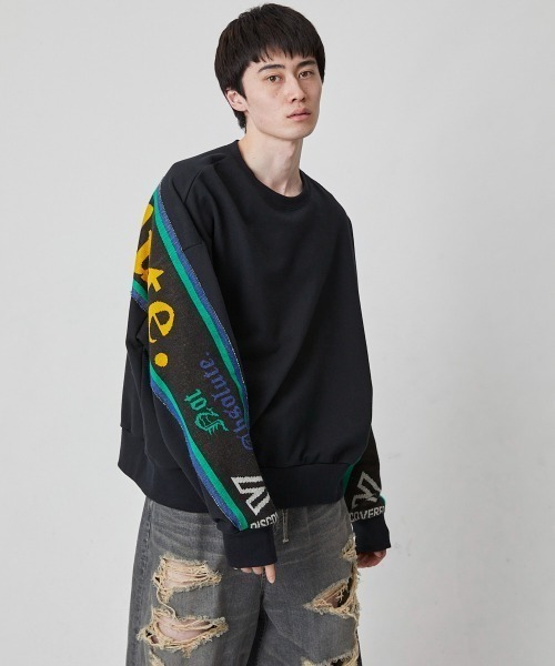 DISCOVERED(ディスカバード)の「DISCOVERED SOCCER MUFFLER SWEAT(スウェット・メンズ・グレー/ブラック・1/3)」の5枚目の写真