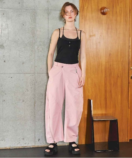 MAISON SPECIAL（メゾンスペシャル）の「Henley Neck Layered Camisole/ヘンリーネックレイヤードキャミソール（キャミソール・レディース・ブラック/ブルー/ホワイト・FREE）」の7枚目の写真