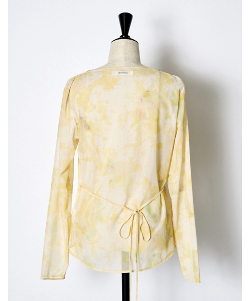RUMCHE(ラムシェ)の「Crystal Flower Sheer Tops / クリスタルフラワーシアートップス(その他トップス・レディース・ネイビー/イエロー・FREE)」の5枚目の写真
