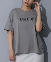 NICOLE white | 刺繍Tシャツ(Tシャツ/カットソー)