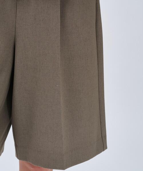 cloenc（クロエンス）の「【セットアップ／手洗い可】リネンブレンドハーフパンツ（その他パンツ・レディース・オフホワイト/ブラウン系/ライトグリーン/ダークグレー・01/02）」の16枚目の写真