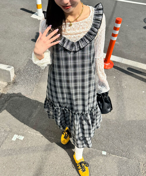 CIAOPANIC（チャオパニック）の「フリルネックティアードワンピース（ワンピース・レディース・ブラック/サックスブルー/ブロンズ/ホワイト/イエロー・0/1）」の20枚目の写真