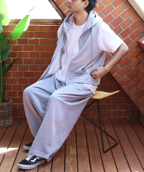 ８(eight)（エイト）の「ノースリーブジップパーカー（ベスト・メンズ・ブラック/グレー・LARGE/MEDIUM）」の15枚目の写真