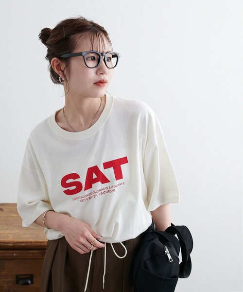 DISCOAT(ディスコート)の「【WEB限定】DAYグラフィックTシャツ(Tシャツ/カットソー・レディース・チャコールグレー/オフホワイト/ライトグレー・FREE)」の7枚目の写真