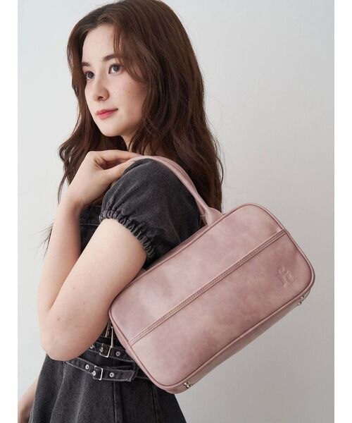 CALNAMUR(カルナムール)の「ヴィンテージフェイクレザーボストンバッグ(ボストンバッグ・レディース・ブラウン/ピンク・FREE)」の11枚目の写真