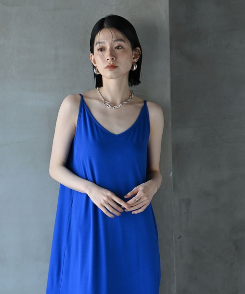 funda mine（ファンダマイン）の「[カップ付き]まるVネックキャミワンピース（ワンピース・レディース・ブルー/ブラック/オレンジ・FREE）」の15枚目の写真