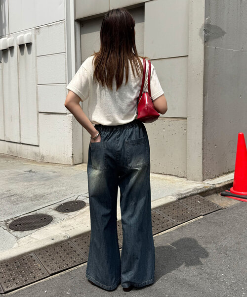 CIAOPANIC(チャオパニック)の「裾タックライトイージーデニムパンツ(デニムパンツ・レディース・ブルー・0/1)」の7枚目の写真