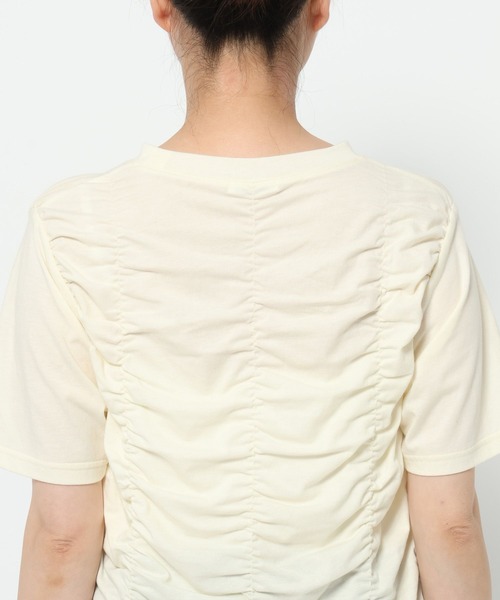 LOWRYS FARM（ローリーズファーム）の「シャーリングＴＥＥ　499876（Tシャツ/カットソー・レディース・アイボリー/ブラウン/チャコールグレー・FREE）」の13枚目の写真