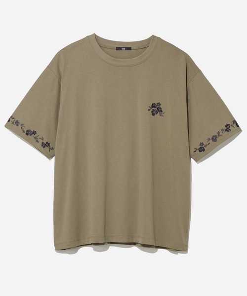 HARE(ハレ)の「フラワーシシュウカットソー(HARE)(Tシャツ/カットソー・メンズ・ホワイト/ブラック/ブラウン・SMALL/MEDIUM)」の1枚目の写真