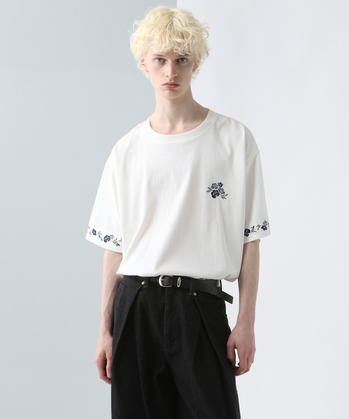 HARE(ハレ)の「フラワーシシュウカットソー(HARE)(Tシャツ/カットソー・メンズ・ホワイト/ブラック/ブラウン・SMALL/MEDIUM)」の19枚目の写真