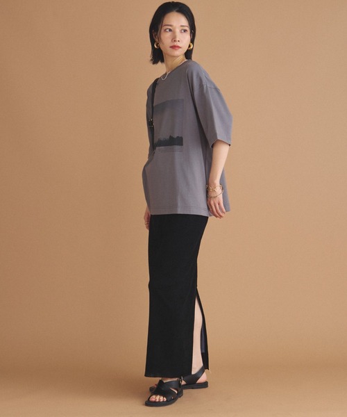 Doux archives（ドゥアルシーヴ）の「フォトプリント半袖Tee（Tシャツ/カットソー・レディース・チャコールグレー/オフホワイト/グレイッシュベージュ・38）」の21枚目の写真