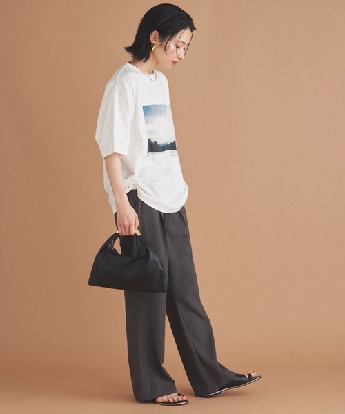 Doux archives（ドゥアルシーヴ）の「フォトプリント半袖Tee（Tシャツ/カットソー・レディース・チャコールグレー/オフホワイト/グレイッシュベージュ・38）」の17枚目の写真