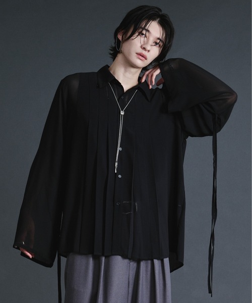 Ellno Loset(エルノロゼット)の「コードスリーブプリーツシアーシャツ(シャツ/ブラウス・メンズ・オフホワイト/ブルー/ブラック・SMALL/MEDIUM/LARGE)」の3枚目の写真