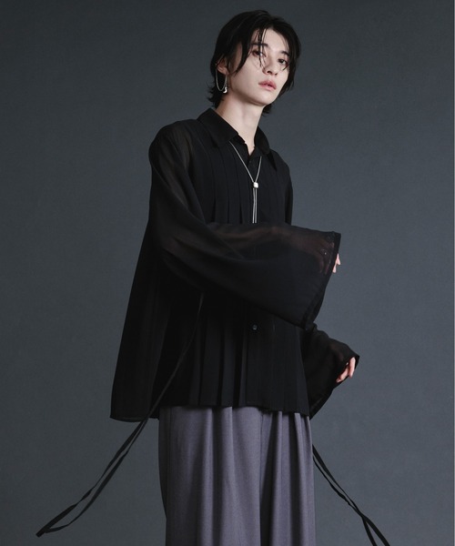Ellno Loset(エルノロゼット)の「コードスリーブプリーツシアーシャツ(シャツ/ブラウス・メンズ・オフホワイト/ブルー/ブラック・SMALL/MEDIUM/LARGE)」の19枚目の写真