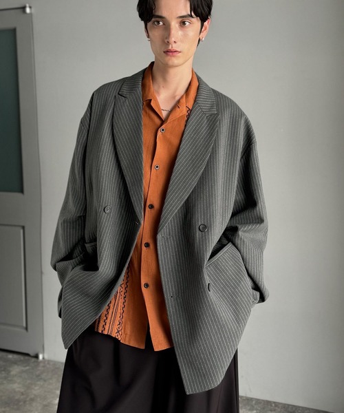 Classical Origin（クラシカルオリジン）の「【Classical Origin】「クラシックを、今の気分で羽織る。」袖タックカーブスリーブダブルテーラードオーバーサイズジャケット/Tucked curved sleeve double-breasted tailored oversized jacket（テーラードジャケット・メンズ・ブラック/グレー系その他・LARGE/MEDIUM/X-LARGE）」の19枚目の写真
