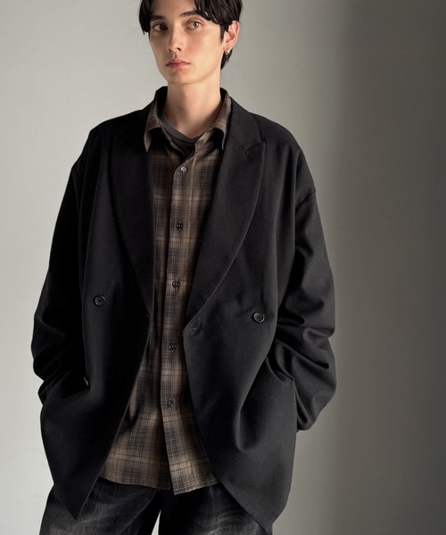 Classical Origin（クラシカルオリジン）の「【Classical Origin】「クラシックを、今の気分で羽織る。」袖タックカーブスリーブダブルテーラードオーバーサイズジャケット/Tucked curved sleeve double-breasted tailored oversized jacket（テーラードジャケット・メンズ・ブラック/グレー系その他・LARGE/MEDIUM/X-LARGE）」の17枚目の写真