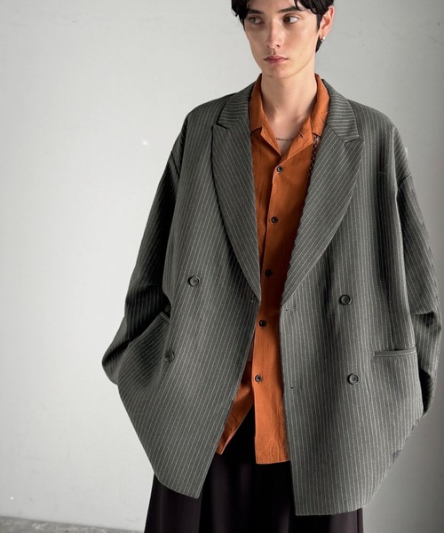 Classical Origin（クラシカルオリジン）の「【Classical Origin】「クラシックを、今の気分で羽織る。」袖タックカーブスリーブダブルテーラードオーバーサイズジャケット/Tucked curved sleeve double-breasted tailored oversized jacket（テーラードジャケット・メンズ・ブラック/グレー系その他・LARGE/MEDIUM/X-LARGE）」の18枚目の写真