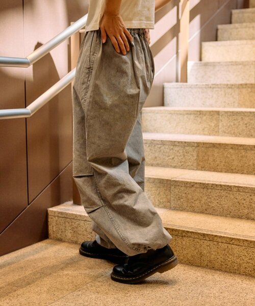 etsinta（エシンタ）の「etsintaパラシュートパンツ（カーゴパンツ・レディース・オフホワイト/ブラック・ONE SIZE）」の16枚目の写真