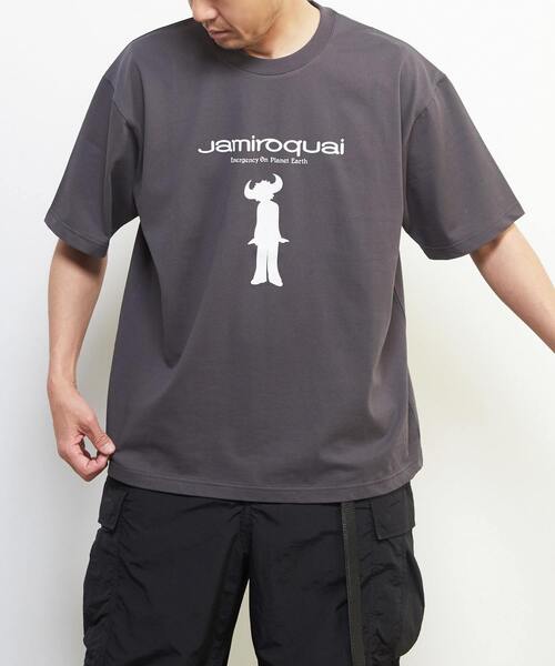 MASTER FRAME(マスターフレーム )の「【MASTER FRAME/マスターフレーム】ジャミロクワイ / エマージェンシーオンプラネットアースTシャツ(Tシャツ/カットソー・メンズ・ホワイト/チャコールグレー・1/3/4/2)」の7枚目の写真