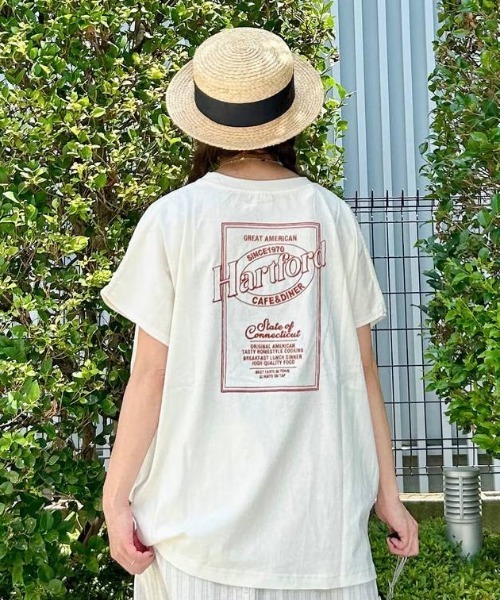 niko and...（ニコアンド）の「バック刺繍BIGフレンチTシャツ（Tシャツ/カットソー・レディース・ブラウン/オレンジ/オフホワイト/ライトブルー・MEDIUM/LARGE）」の2枚目の写真