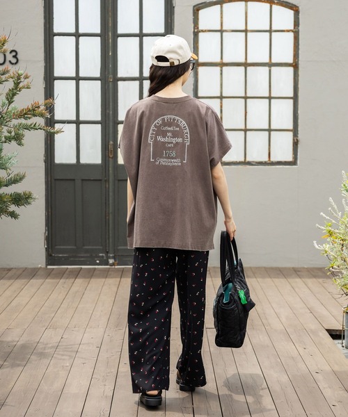 niko and...（ニコアンド）の「バック刺繍BIGフレンチTシャツ（Tシャツ/カットソー・レディース・ブラウン/オレンジ/オフホワイト/ライトブルー・MEDIUM/LARGE）」の20枚目の写真