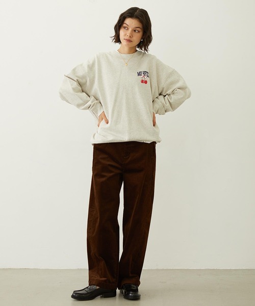 MILKFED.（ミルクフェド）の「RIBBON AND CHERRY SWEAT TOP（スウェット・レディース・ライトブルー/オートミール/チャコール・M/L）」の6枚目の写真