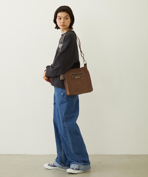 MILKFED.（ミルクフェド）の「RIBBON AND CHERRY SWEAT TOP（スウェット・レディース・ライトブルー/オートミール/チャコール・M/L）」の17枚目の写真