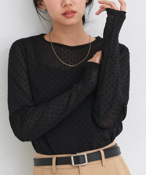 Pierrot(ピエロ)の「柄が選べるクルーネックロングスリーブシアーカットソー(Tシャツ/カットソー・レディース・アイボリー/ブルー系その他/ブラック/ホワイト系その他/シルバー/ブラック系その他2/ホワイト系その他2・L/M)」の8枚目の写真