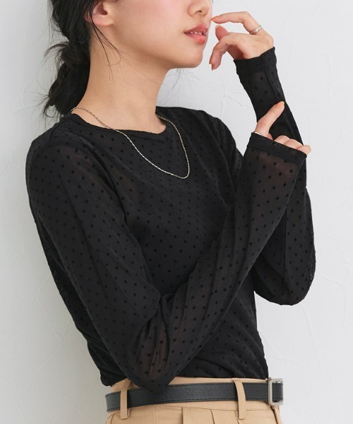 Pierrot(ピエロ)の「柄が選べるクルーネックロングスリーブシアーカットソー(Tシャツ/カットソー・レディース・アイボリー/ブルー系その他/ブラック/ホワイト系その他/シルバー/ブラック系その他2/ホワイト系その他2・L/M)」の10枚目の写真