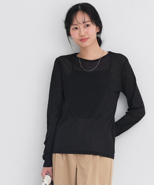 Pierrot(ピエロ)の「柄が選べるクルーネックロングスリーブシアーカットソー(Tシャツ/カットソー・レディース・アイボリー/ブルー系その他/ブラック/ホワイト系その他/シルバー/ブラック系その他2/ホワイト系その他2・L/M)」の11枚目の写真