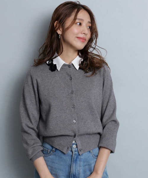 ジャスグリッティー JUSGLITTY ビジューカーディガン ライトグレー JUSGLITTY（ジャスグリッティー）の「ビジューモチーフカーディガン