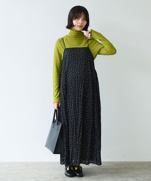 bulle de savon(ビュルデサボン)の「●しわしわdot print キャミワンピース(ワンピース・レディース・ブラック・FREE)」の8枚目の写真