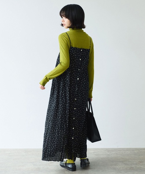bulle de savon(ビュルデサボン)の「●しわしわdot print キャミワンピース(ワンピース・レディース・ブラック・FREE)」の9枚目の写真