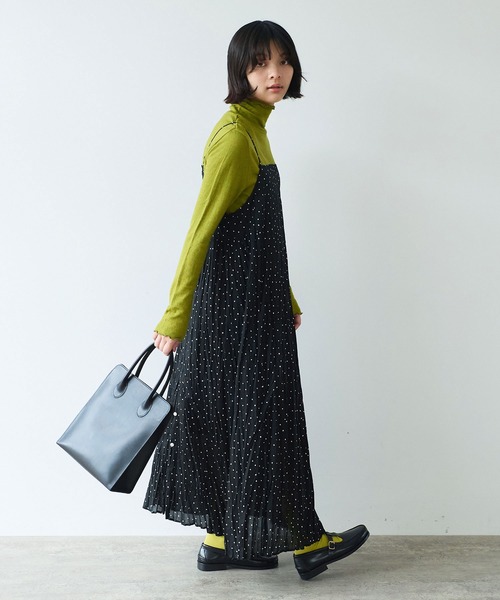 bulle de savon(ビュルデサボン)の「●しわしわdot print キャミワンピース(ワンピース・レディース・ブラック・FREE)」の12枚目の写真