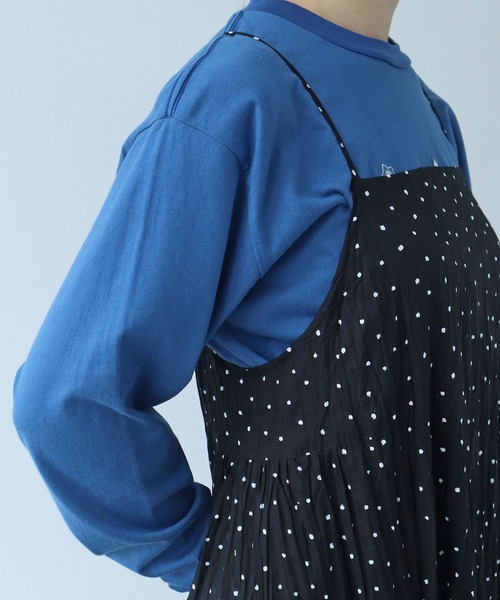 bulle de savon(ビュルデサボン)の「●しわしわdot print キャミワンピース(ワンピース・レディース・ブラック・FREE)」の3枚目の写真