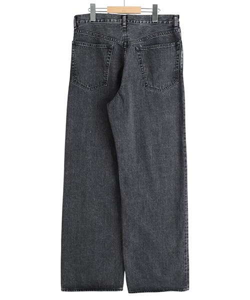marka（マーカ）の「marka / マーカ：WIDE LEG JEANS -ORGANIC COTTON 13.5oz SELVEDGE DENIM-：M25C02PT11C[COR]（デニムパンツ・メンズ・ブラック系その他・2(M)）」の2枚目の写真