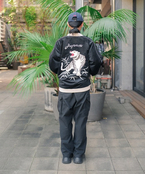 HOUSTON（ヒューストン）の「【HOUSTON/ヒューストン】VELVETEEN SOUVENIR JACKET TIGER ALASKA 51521 51522（スカジャン・メンズ・ブルー系その他/ブラック系その他/ブルー系その他2/ブラック系その他2・X-LARGE/LARGE/MEDIUM/XX-LARGE）」の2枚目の写真