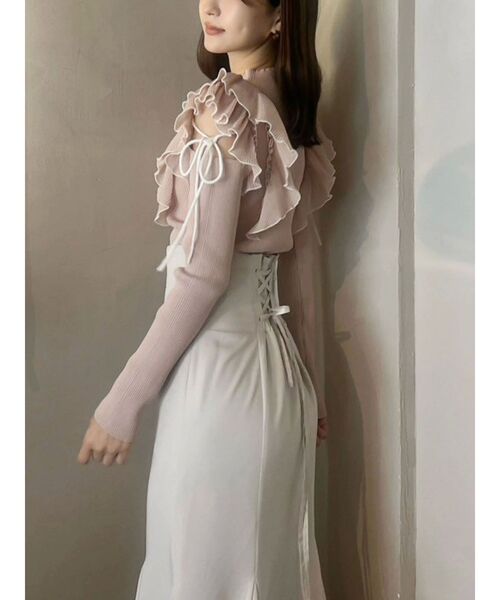 MERCURYDUO（マーキュリーデュオ）の「異素材プリーツラッフルリブニット（ニット/セーター・レディース・ブルー/オフホワイト/ベージュ/ブラック・FREE）」の6枚目の写真