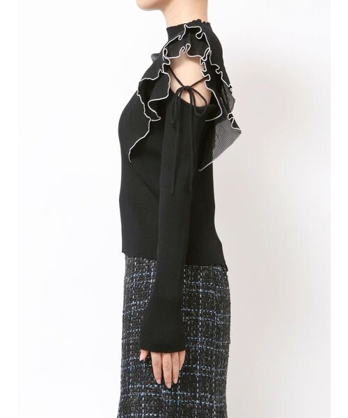 MERCURYDUO（マーキュリーデュオ）の「異素材プリーツラッフルリブニット（ニット/セーター・レディース・ブルー/オフホワイト/ベージュ/ブラック・FREE）」の20枚目の写真