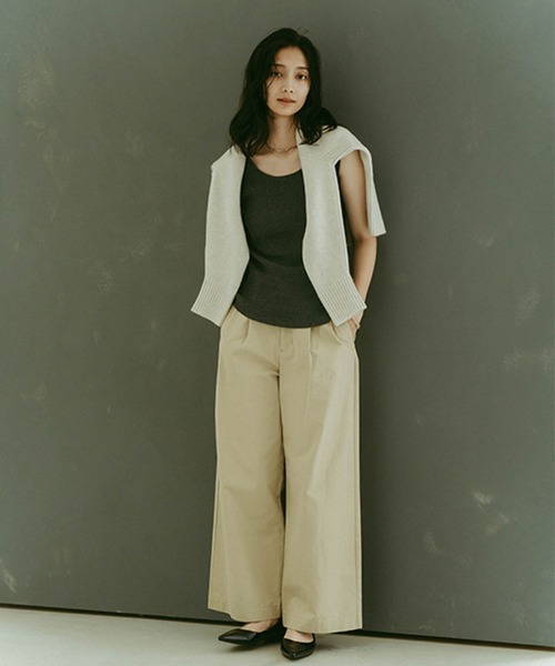 studio CLIP（スタディオクリップ）の「《ウタオ》タックチノパンツ（チノパンツ・レディース・ベージュ/カーキ・FREE）」の4枚目の写真