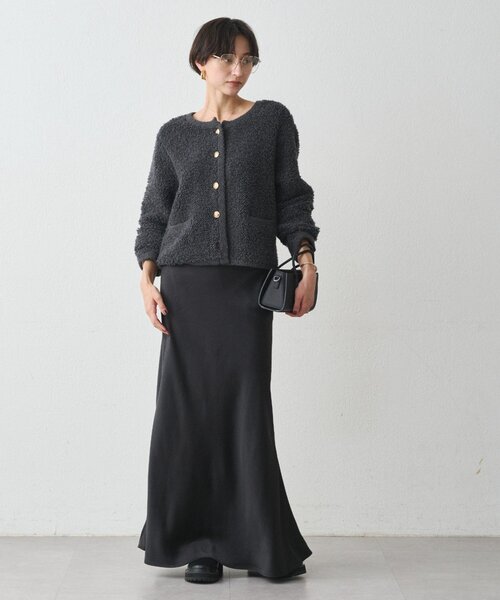 LOUNGEDRESS（ラウンジドレス）の「サテンマーメイドスカート（スカート・レディース・ブラック/ライトベージュ・MEDIUM/SMALL）」の4枚目の写真