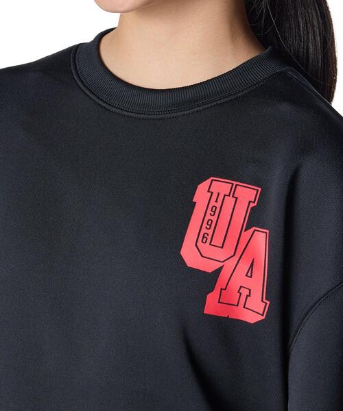 UNDER ARMOUR(アンダーアーマー)の「UAテック テリー オーバーサイズド カレッジ クレスト ロゴ クルー(トレーニング/キッズ)(スウェット・キッズ・ブラック・150cm/140cm/130cm/160cm)」の4枚目の写真