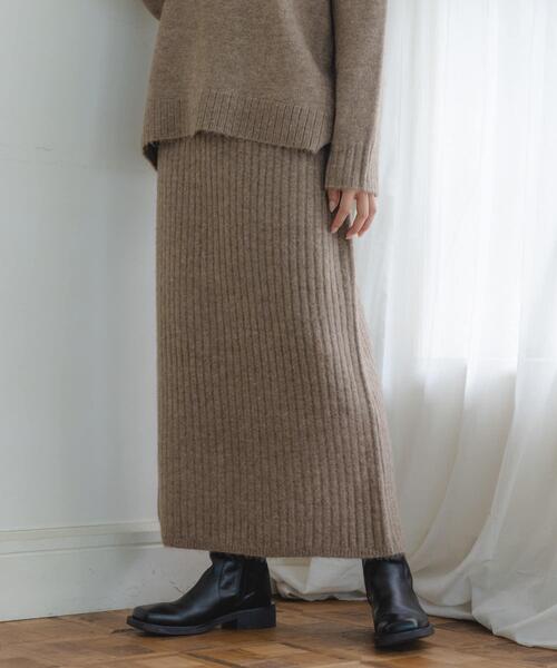 ❣️美品❣️EARLY GATES モックネック、スカート❣️セットアップ❗️ やきにく🥩ぱわー！