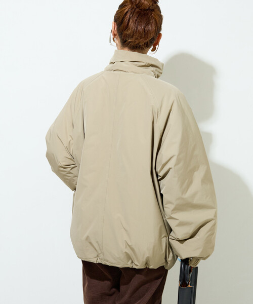 FREAK'S STORE（フリークスストア）の「限定展開　中綿 ボリューム ブルゾン（ブルゾン・レディース・オリーブ/ブラック/ブラウン/ベージュ・ﾌﾘ-）」の22枚目の写真