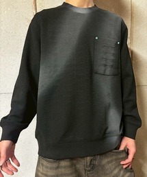 BENUSTA（ベヌスタ）の「A'GEM/9 × .kom 『BENUSTA /ベヌスタ』GRADATION STUD SWEAT/グラデーションスタッズスエット（Tシャツ/カットソー）」