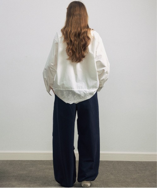 ELOOPS(イーループス)の「【ELOOPS】コットンレース切替 ミドル丈シャツ(シャツ/ブラウス・レディース・ブラウン/ブラック/アイボリー・FREE)」の22枚目の写真
