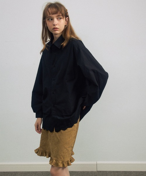 ELOOPS(イーループス)の「【ELOOPS】コットンレース切替 ミドル丈シャツ(シャツ/ブラウス・レディース・ブラウン/ブラック/アイボリー・FREE)」の10枚目の写真