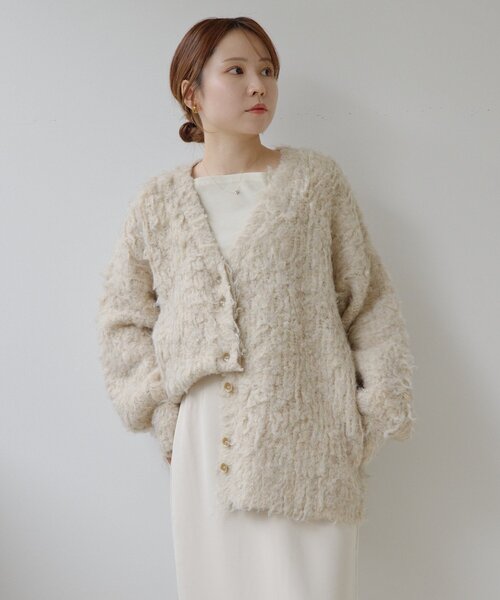 gemeil（ジェムイル）の「シャギーカーディガン(LA-332)（カーディガン/ボレロ・レディース・ベージュ/グレー/ブルー・FREE）」の2枚目の写真