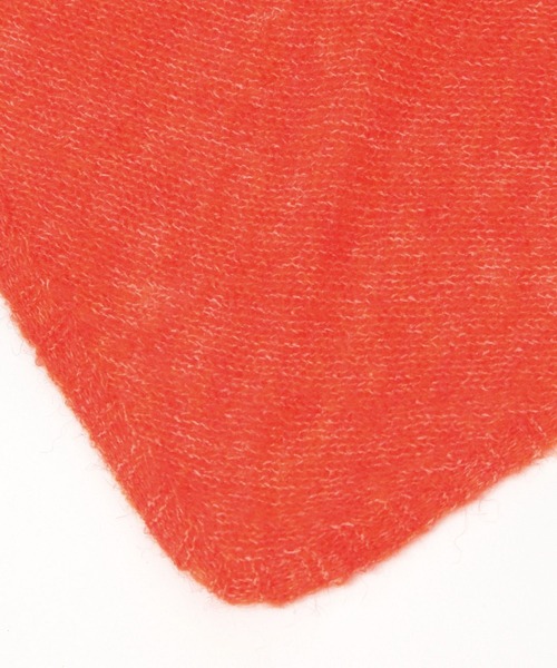 studio CLIP(スタディオクリップ)の「ニット三角フワフワストール(ストール/ショール・レディース・レッド/ブルー/グレー・FREE)」の10枚目の写真